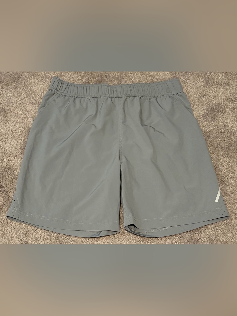Balance Collections Men’s Gray Athletic Gym Shorts Size Medium Measured 32x7
